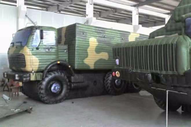 海南大型军事车
